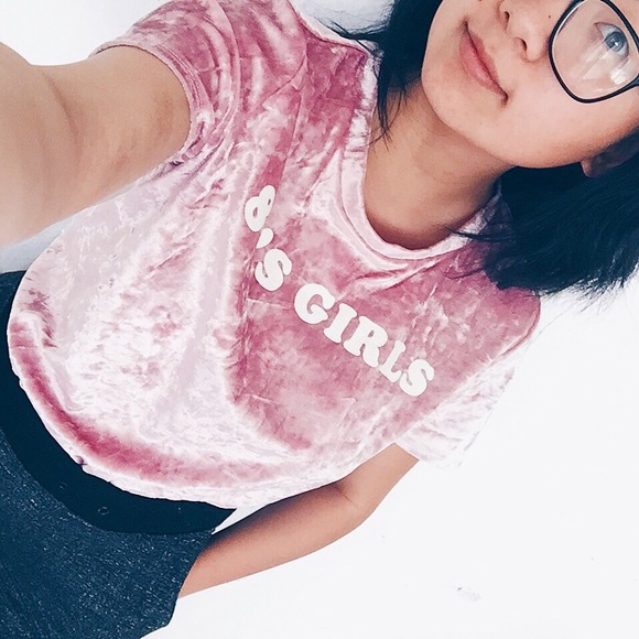 Honey Punch Tops - 80’s Girls Graphic Tee Honey Punch Tops - 80’s Girls Graphic Tee